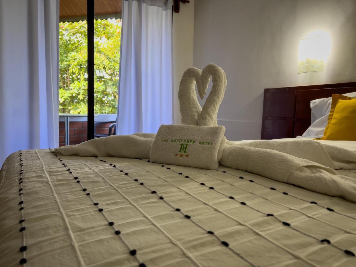 Los Gavilanes Hotel Пукальпа Екстер'єр фото