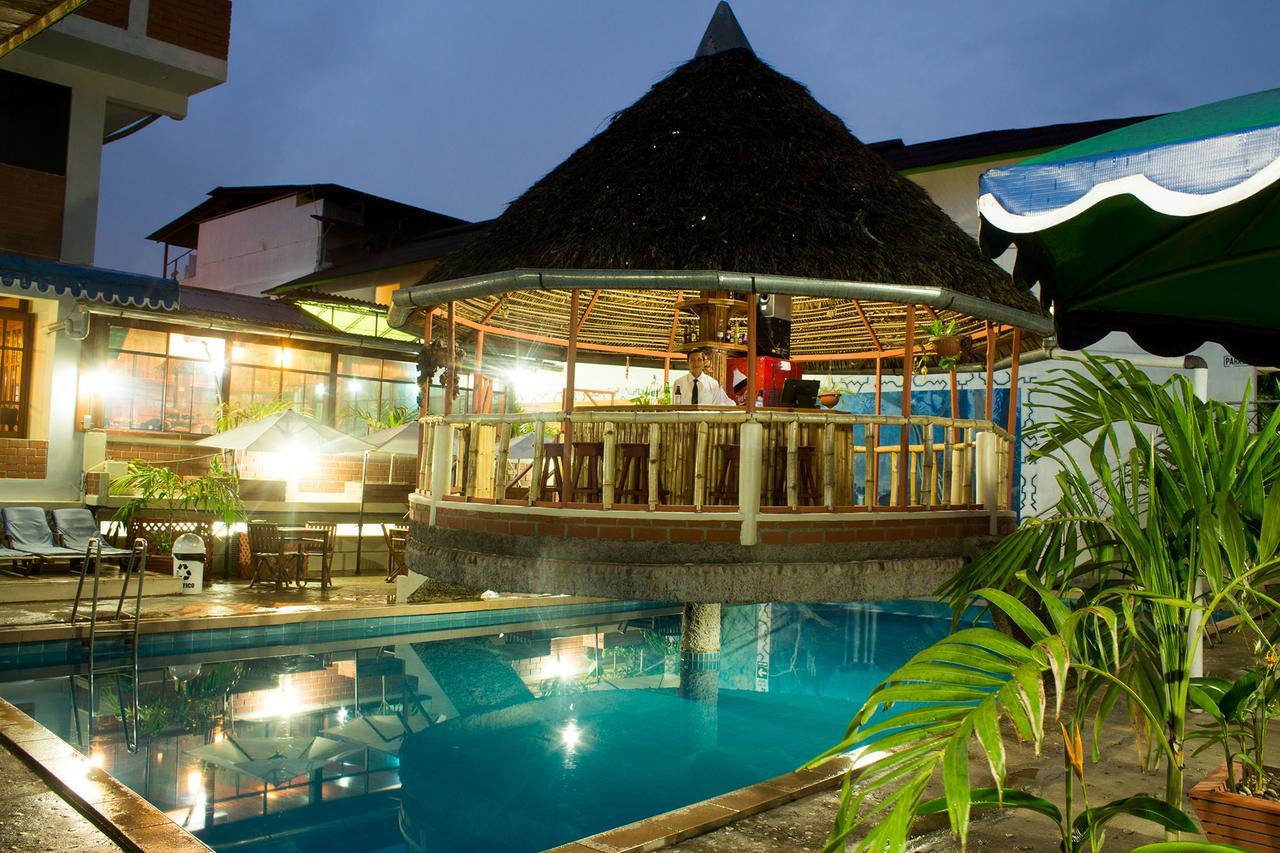 Los Gavilanes Hotel Пукальпа Екстер'єр фото